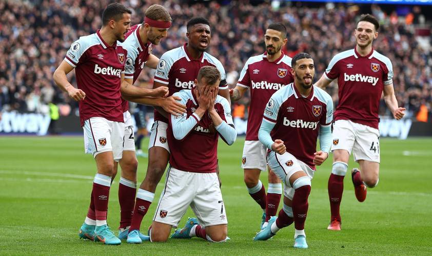 圣地亚哥教士在 2024 年宣布将为其主场引入全新的 5G 智慧化观赛体验