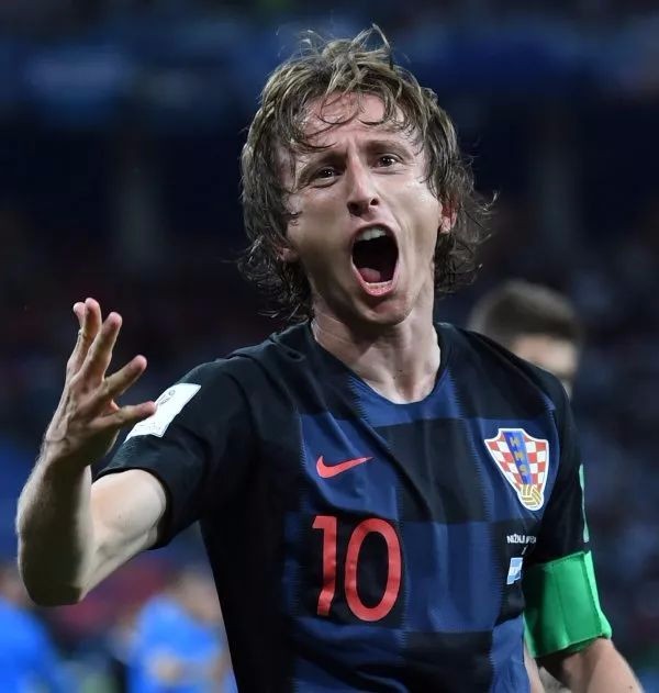 约基奇39+10+10主宰战局，掘金击退缺兵少将雄鹿