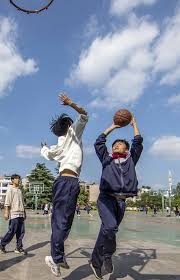 北京男篮：陈盈骏脚踝骨髓水肿和韧带轻度损伤