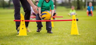 纽约洋基队内斯托·科特斯凭借“古怪”的投球姿势成为全明星黑马