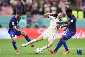 弗罗因德：对诺伊尔的未来我们并不着急；拜仁确实联系过安东尼