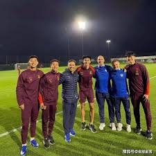 篮球湖人替补锋线表现抢眼